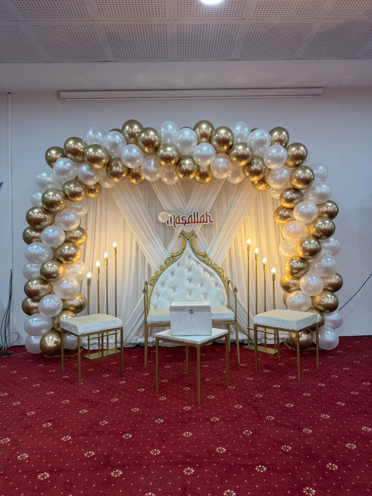 Beyaz Gold Sahne